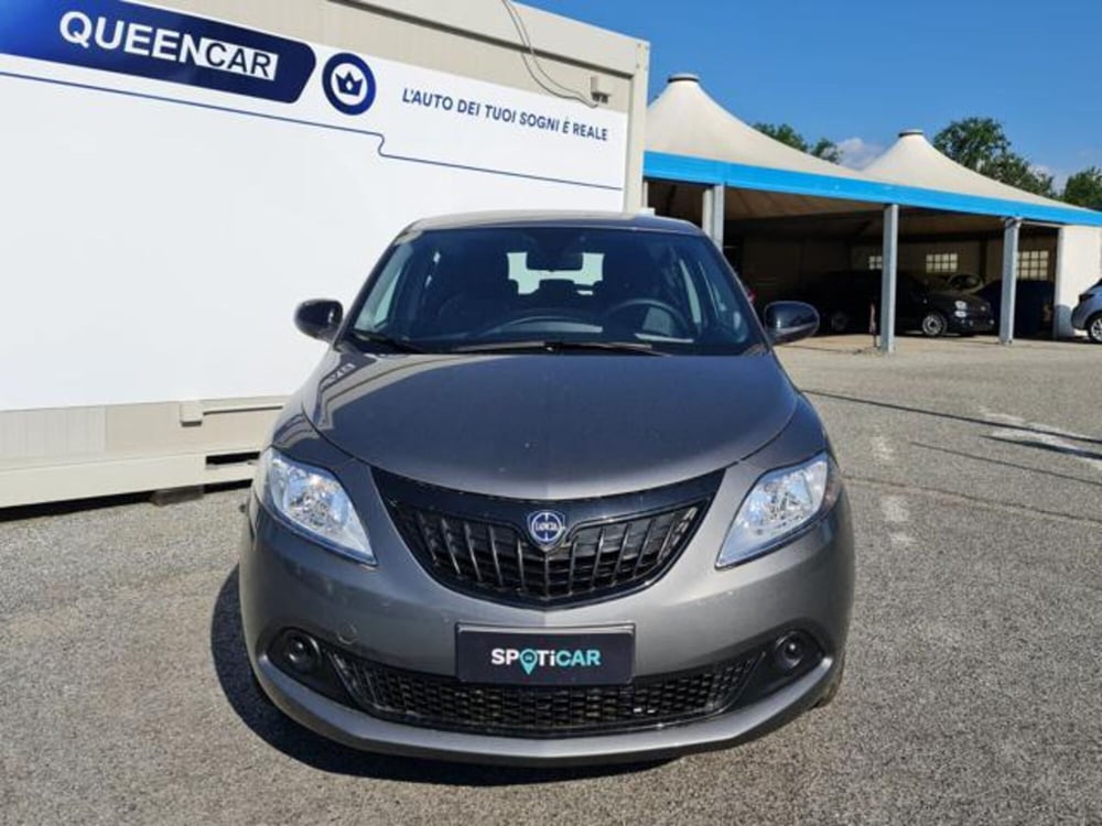 Lancia Ypsilon nuova a Torino (2)