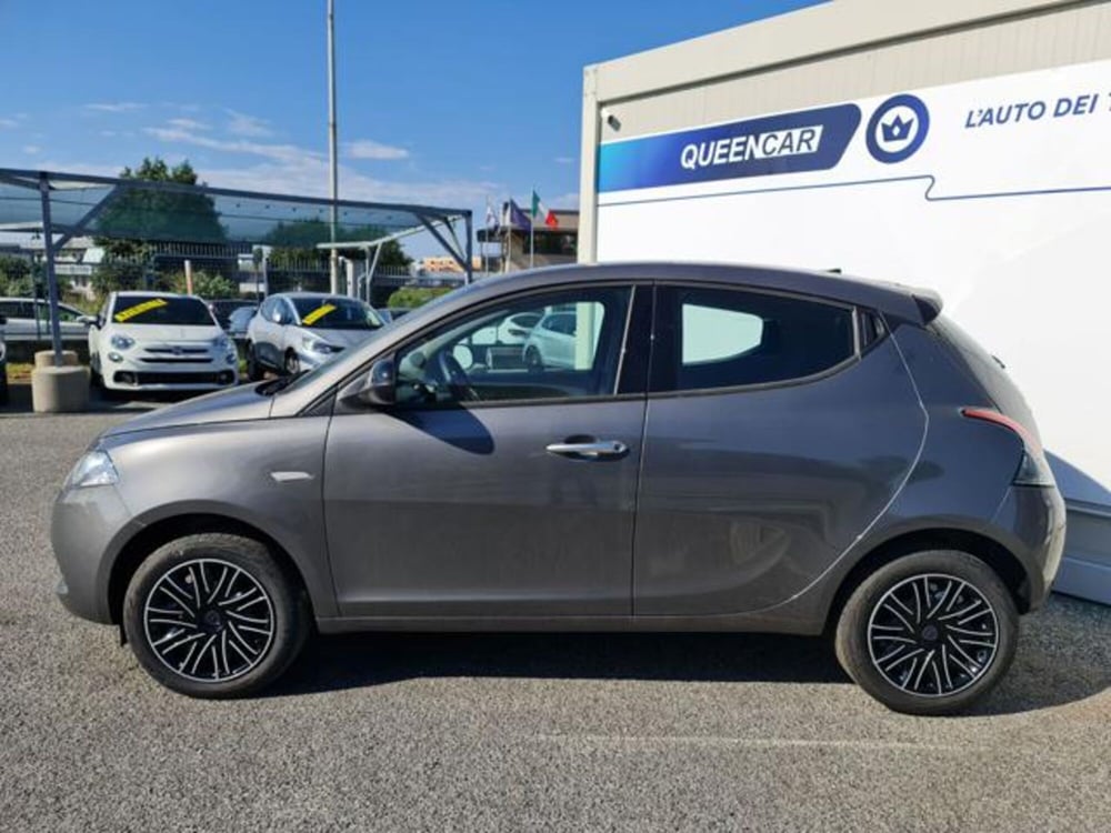 Lancia Ypsilon nuova a Torino (5)