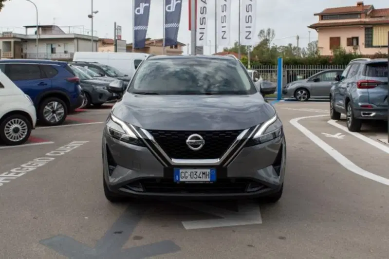 Nissan Qashqai usata a Latina (2)
