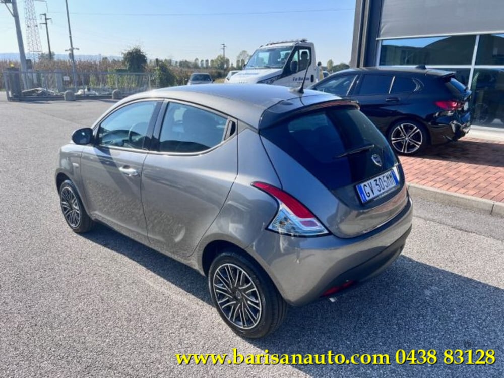 Lancia Ypsilon nuova a Treviso (4)