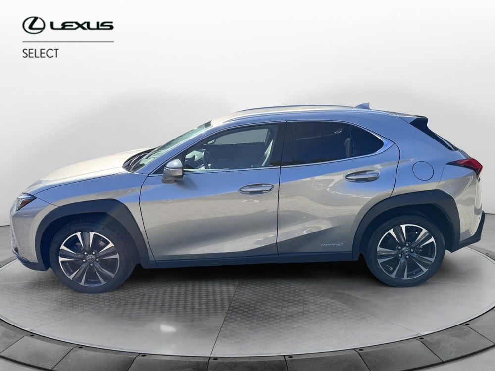 Lexus UX usata a Como (3)