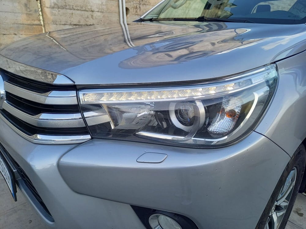 Toyota Hilux usata a Salerno (5)