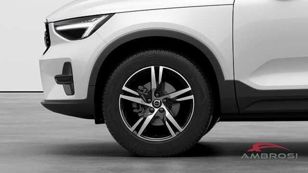 Volvo XC40 nuova a Viterbo (7)