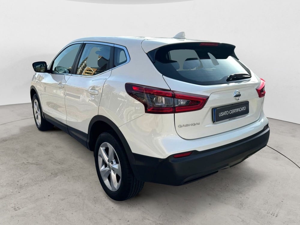 Nissan Qashqai usata a Bari (2)