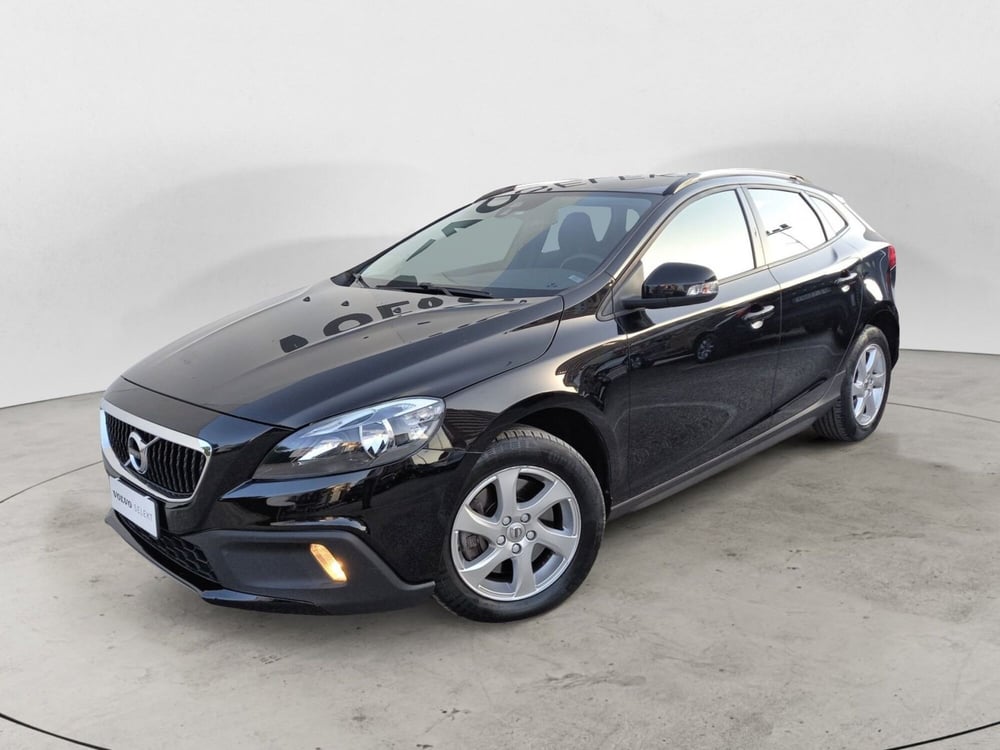 Volvo V40 Cross Country usata a Bari (2)