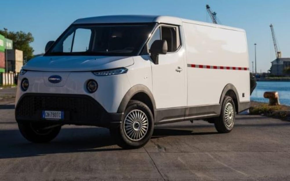 CENNTRO Logistar 260 nuova a Milano (2)
