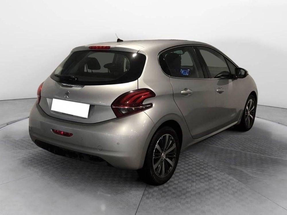 Peugeot 208 usata a Torino (4)