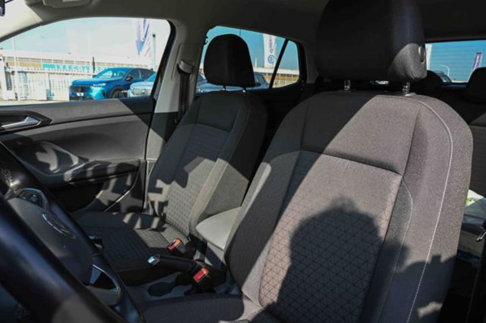 Volkswagen T-Cross usata a Torino (14)