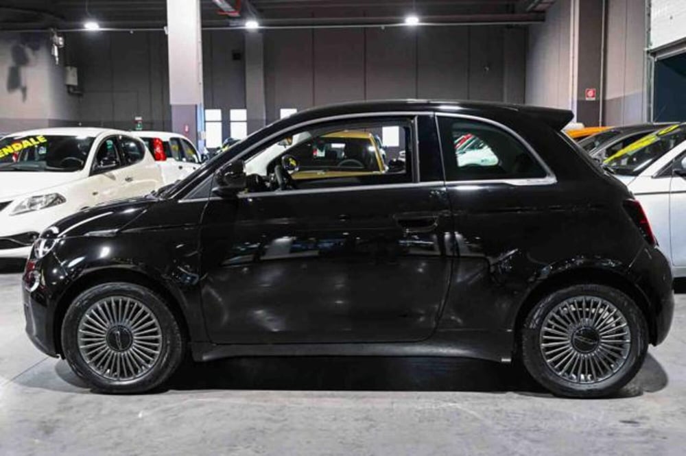 Fiat 500e nuova a Torino (4)