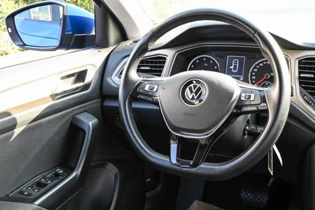 Volkswagen T-Roc usata a Torino (18)