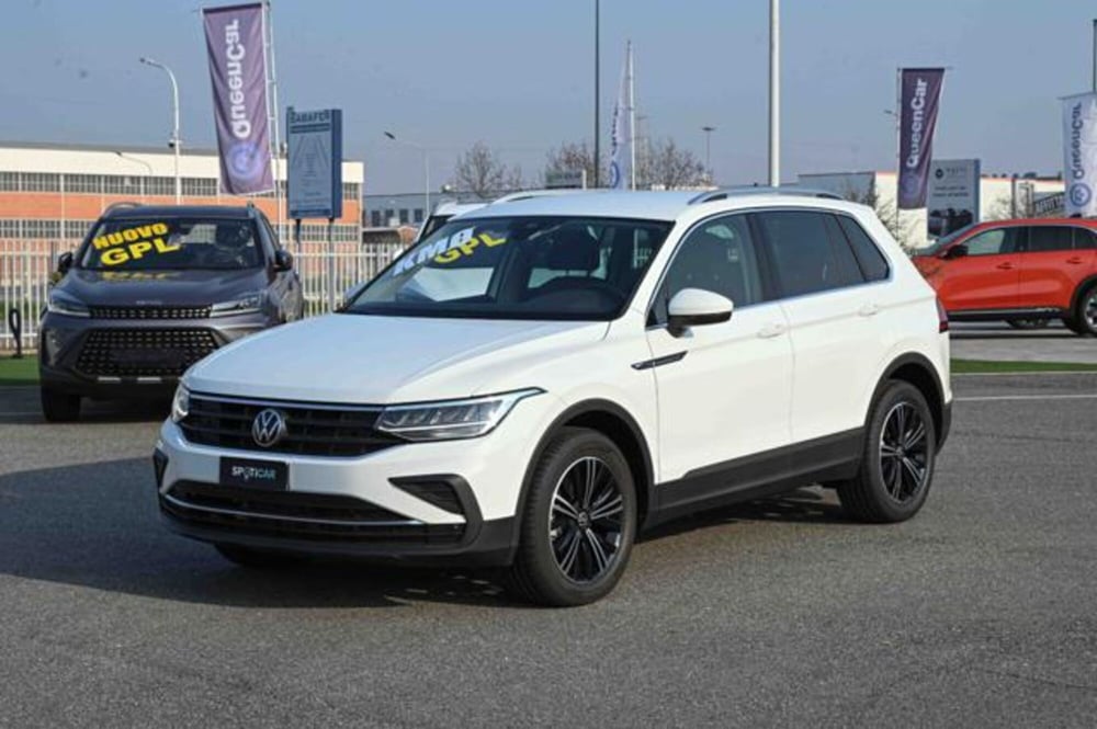 Volkswagen Tiguan nuova a Torino