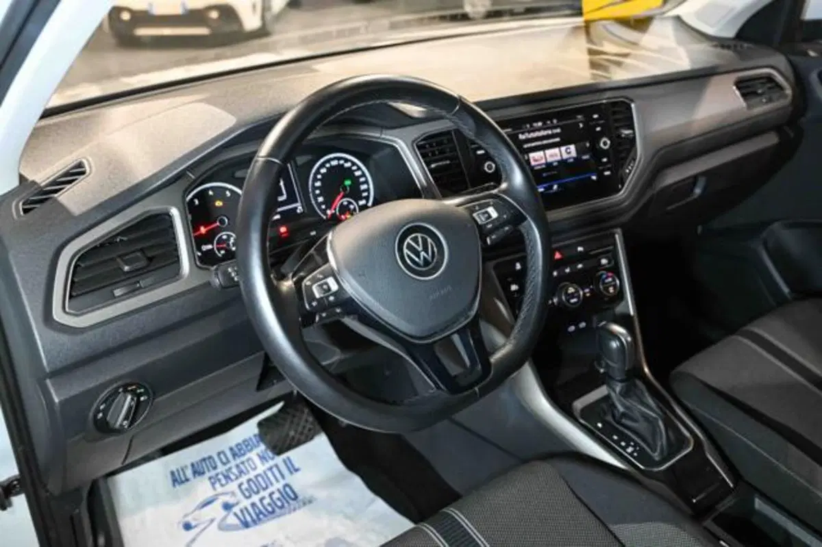 Volkswagen T-Roc usata a Torino (8)