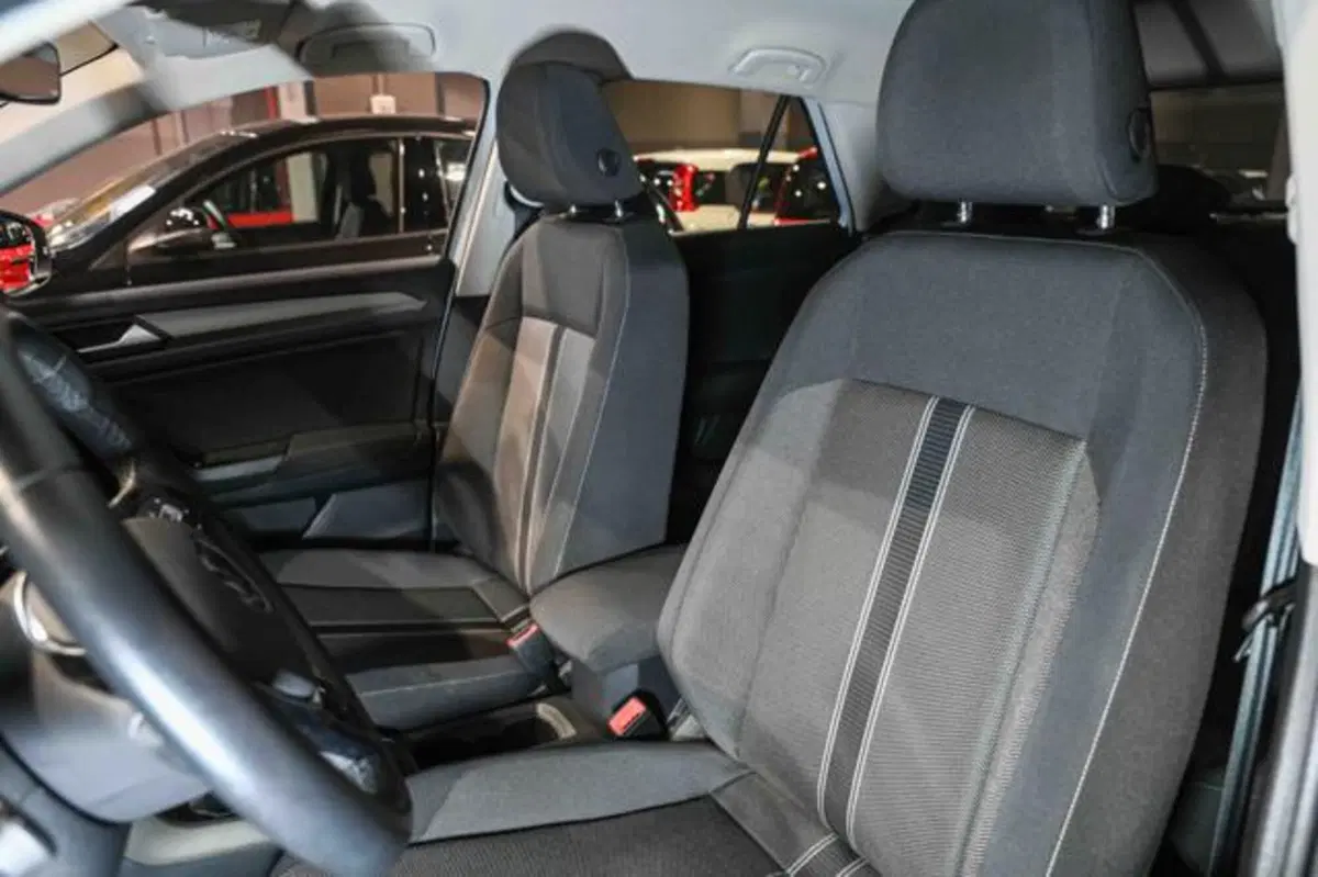 Volkswagen T-Roc usata a Torino (10)