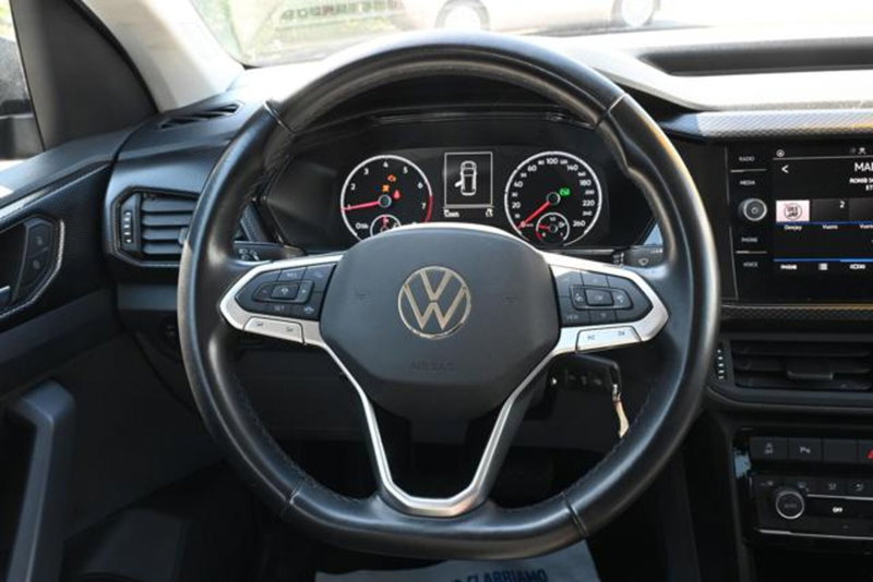 Volkswagen T-Cross usata a Torino (16)