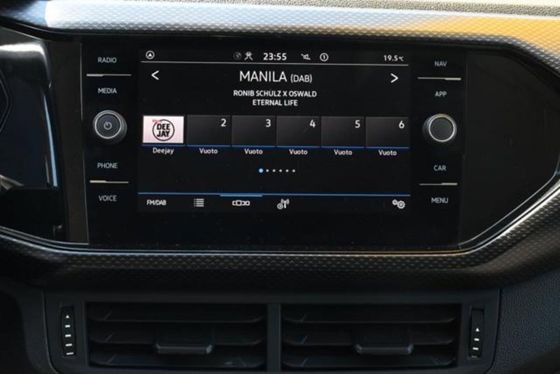 Volkswagen T-Cross usata a Torino (18)