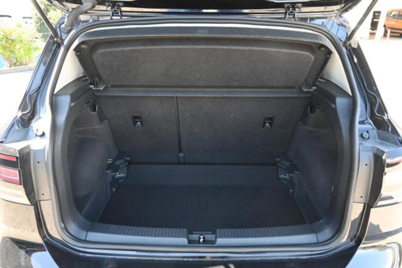 Volkswagen T-Cross usata a Torino (9)