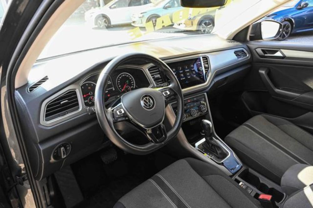 Volkswagen T-Roc usata a Torino (11)