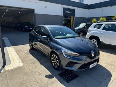 Renault Clio TCe 100 CV GPL 5 porte Zen  del 2021 usata a Oristano