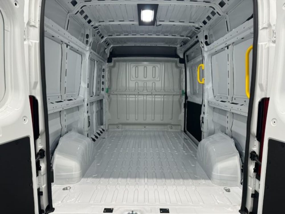 Toyota Proace nuova a Cuneo (8)