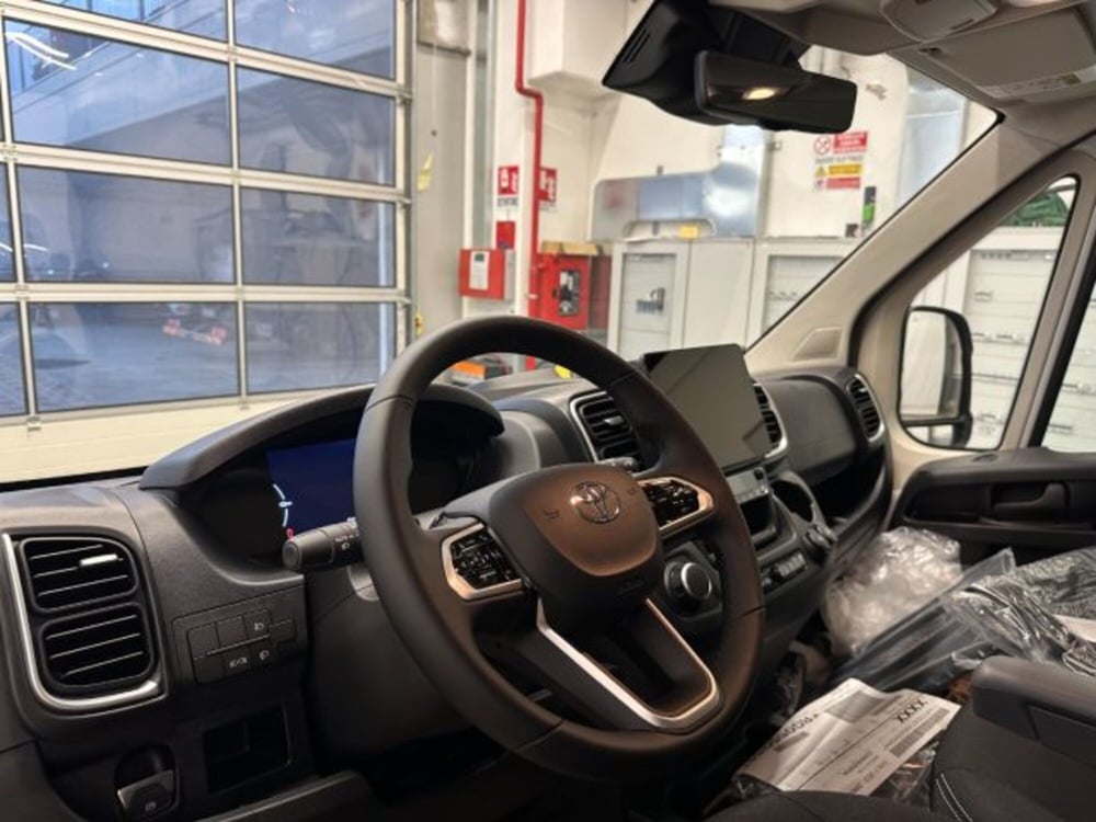 Toyota Proace nuova a Cuneo (10)