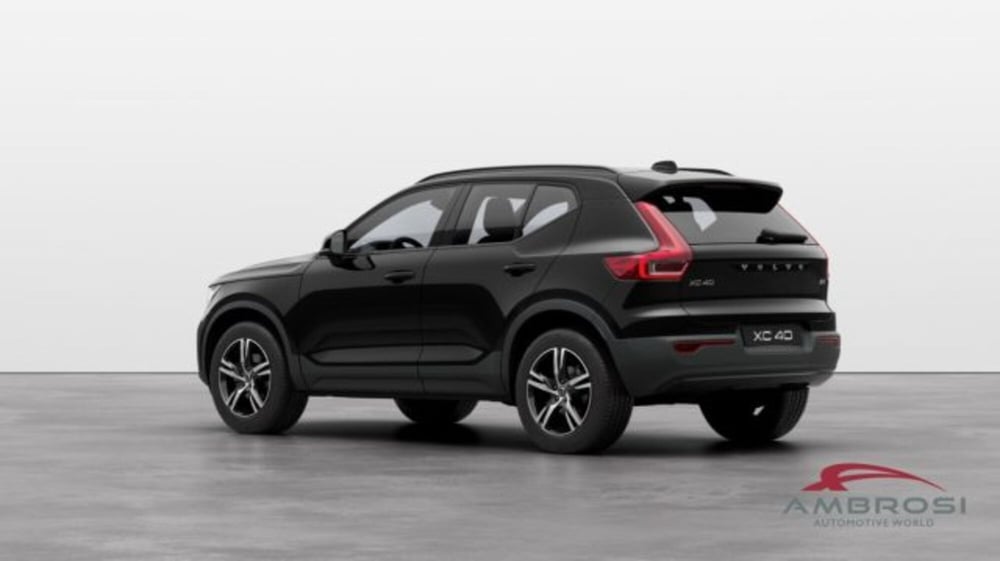 Volvo XC40 nuova a Perugia (4)