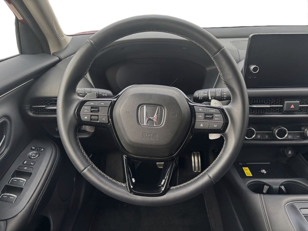 Honda ZR-V usata a Bari (11)