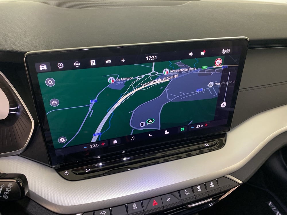Skoda Octavia Station Wagon nuova a Varese (16)
