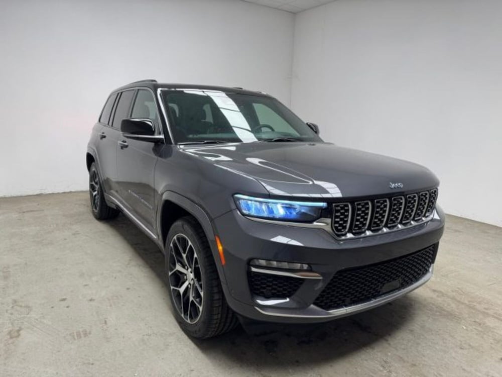 Jeep Grand Cherokee nuova a Biella