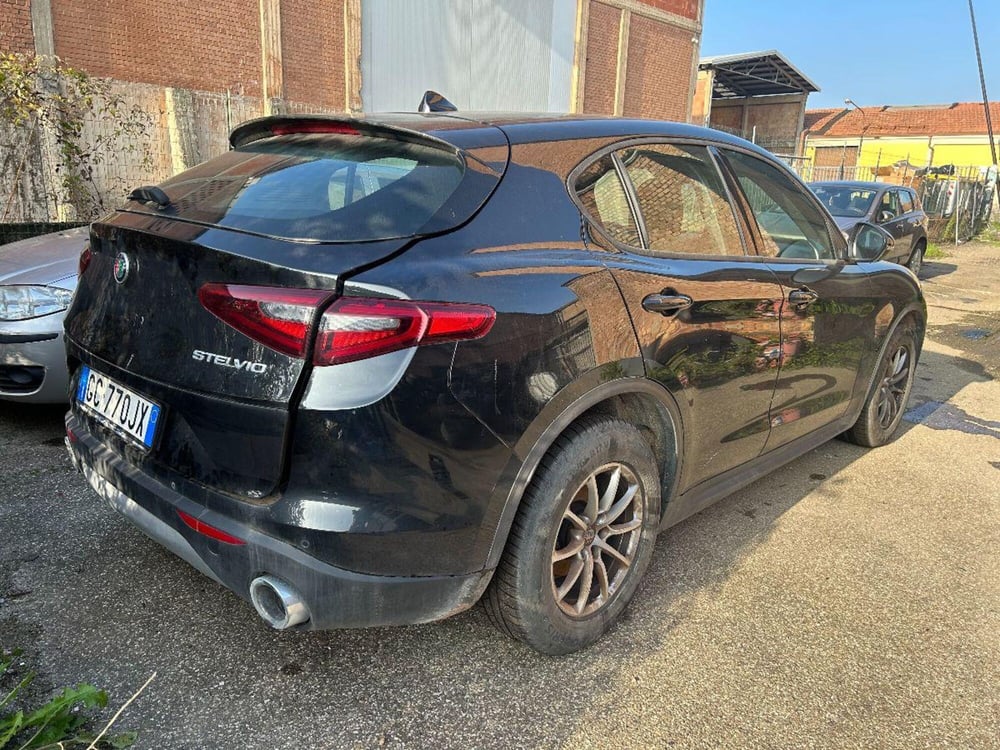 Alfa Romeo Stelvio usata a Reggio Emilia (5)