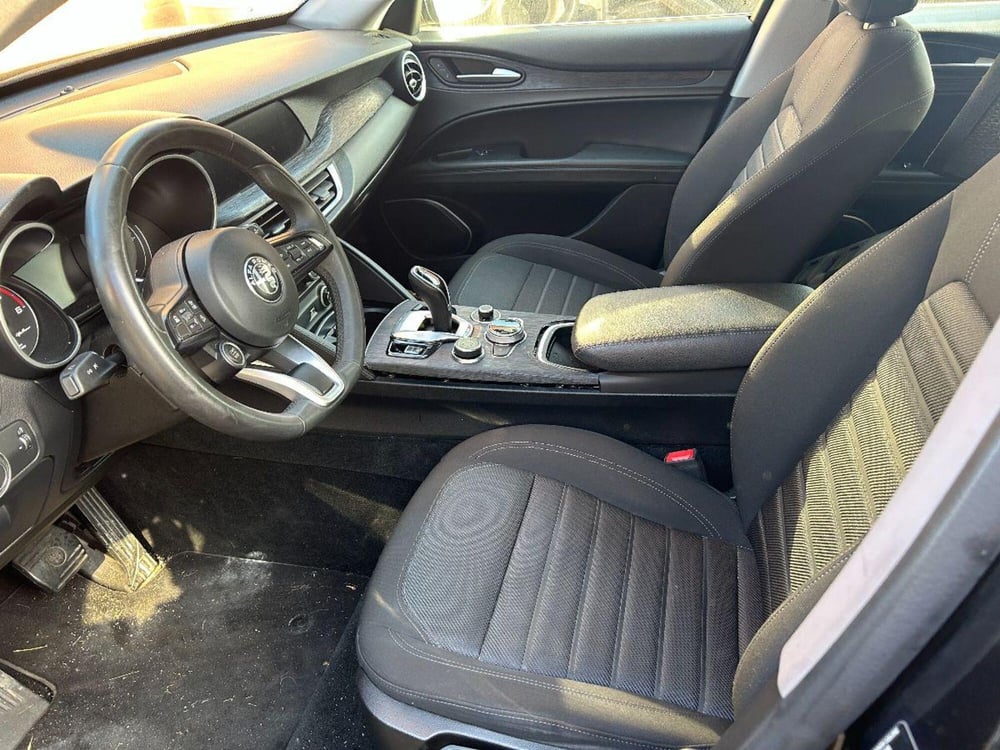 Alfa Romeo Stelvio usata a Reggio Emilia (9)