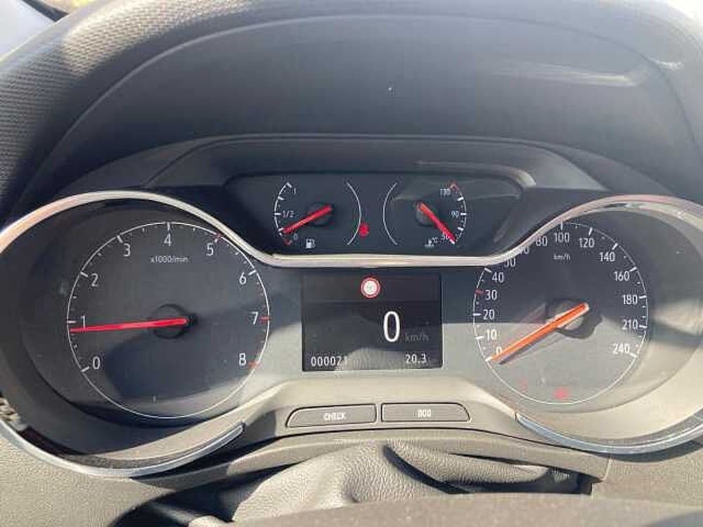 Opel Crossland nuova a Messina (12)