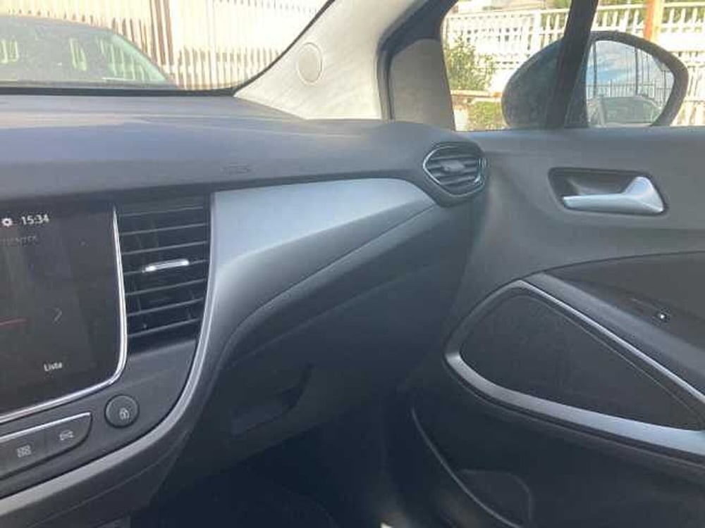 Opel Crossland nuova a Messina (16)