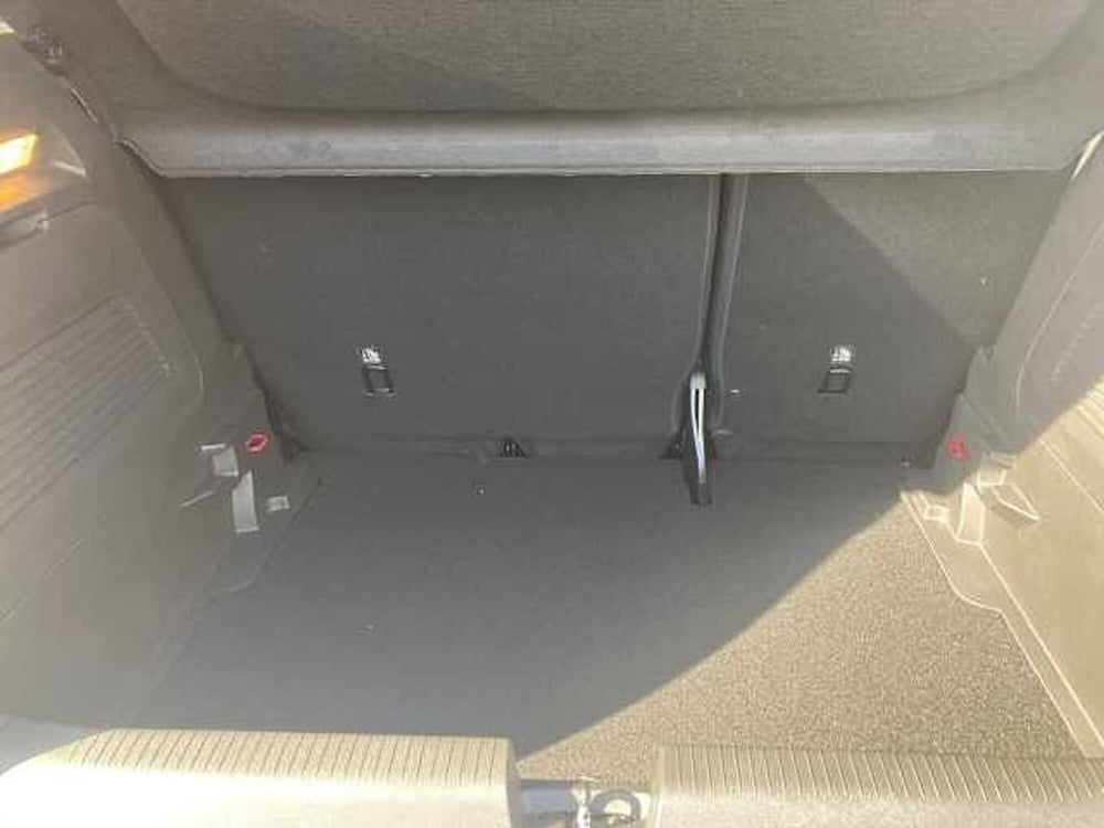 Opel Crossland nuova a Messina (19)