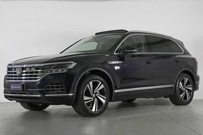 Volkswagen Touareg 3.0 V6 TDI SCR del 2020 usata a Lipomo