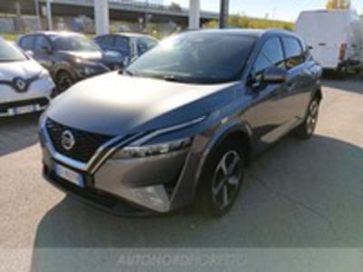 Nissan Qashqai 1.3 mhev Tekna 2wd 140cv del 2021 usata a Pordenone