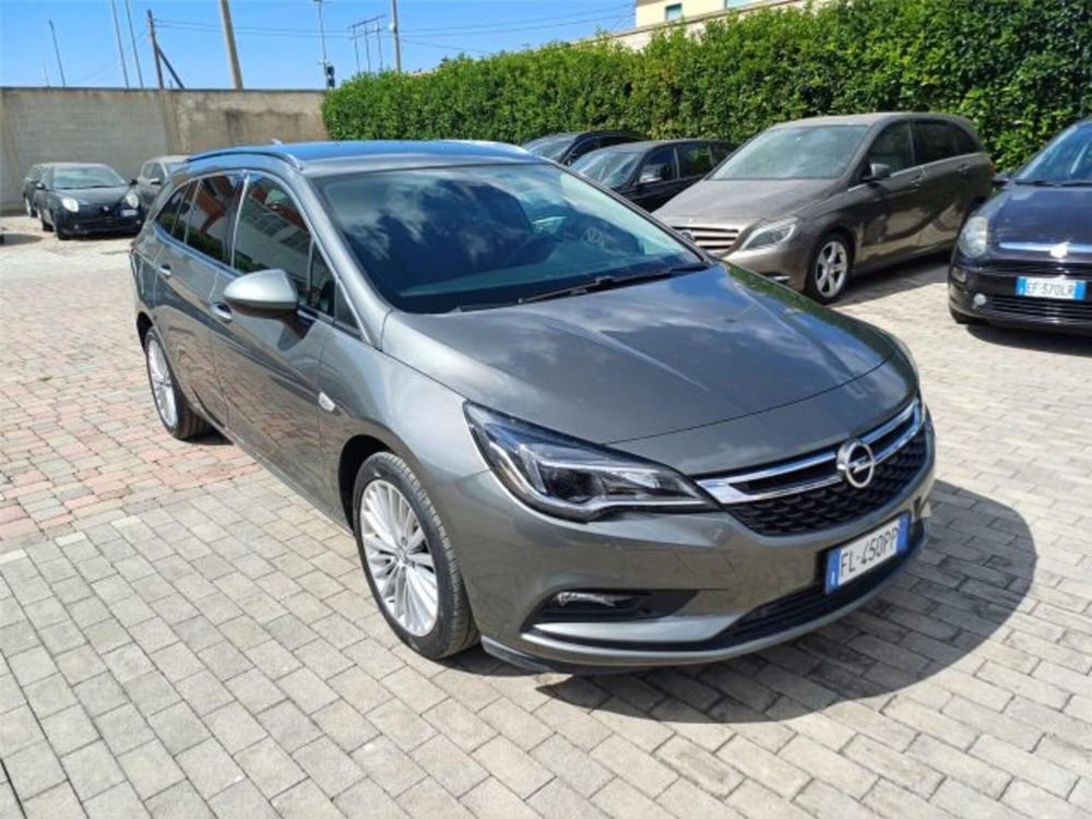 Opel Astra Station Wagon usata a Bari