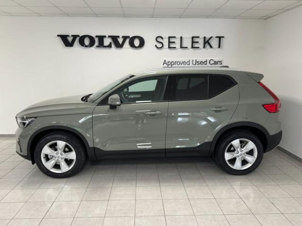 Volvo XC40 nuova a Como (8)