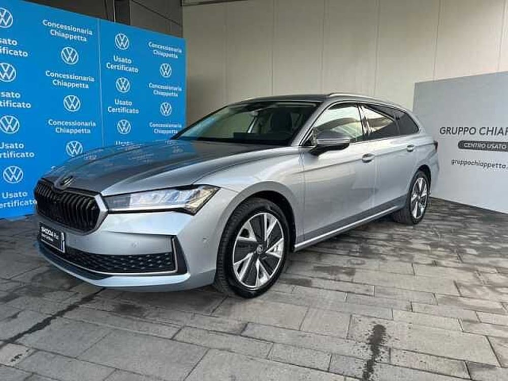 Skoda Superb nuova a Cosenza