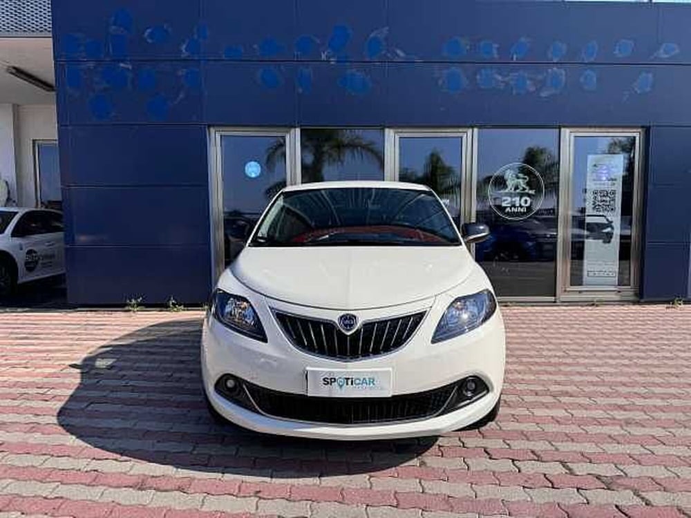 Lancia Ypsilon usata a Vibo Valentia (2)