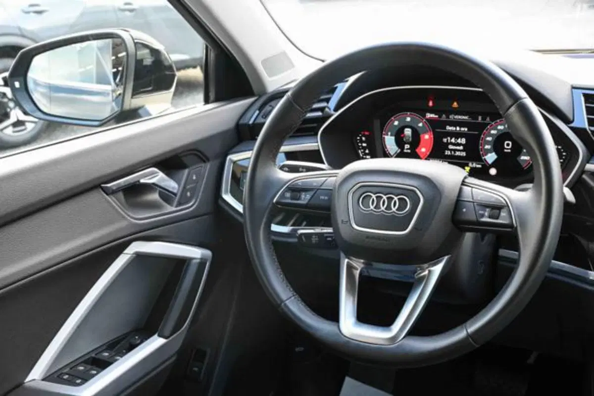 Audi Q3 Sportback usata a Torino (6)