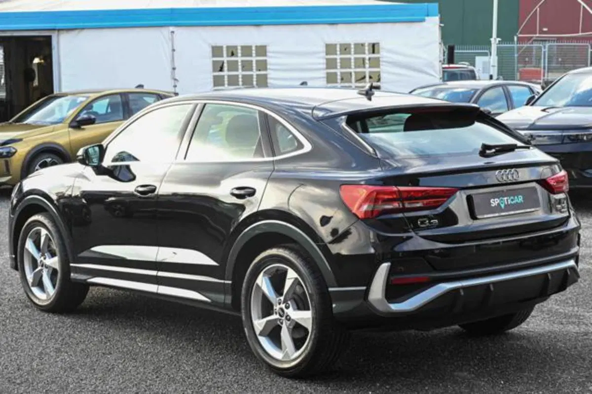 Audi Q3 Sportback usata a Torino (4)