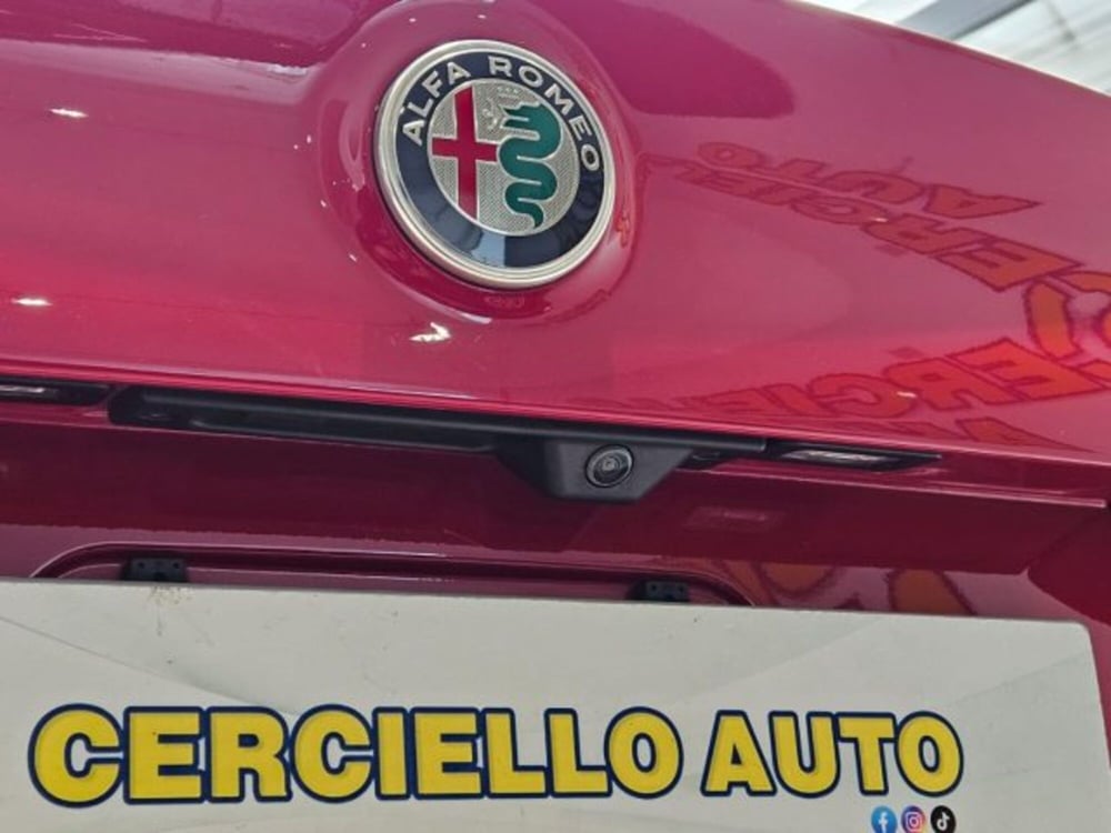 Alfa Romeo Giulia usata a Napoli (4)