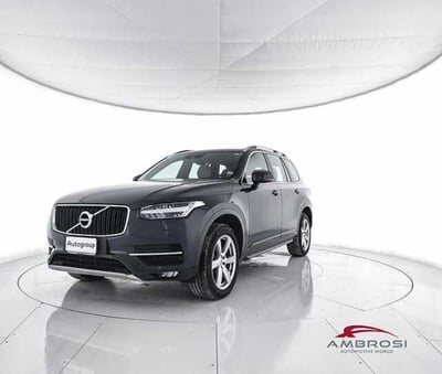 Volvo XC90 D5 AWD Geartronic Momentum  del 2018 usata a Viterbo