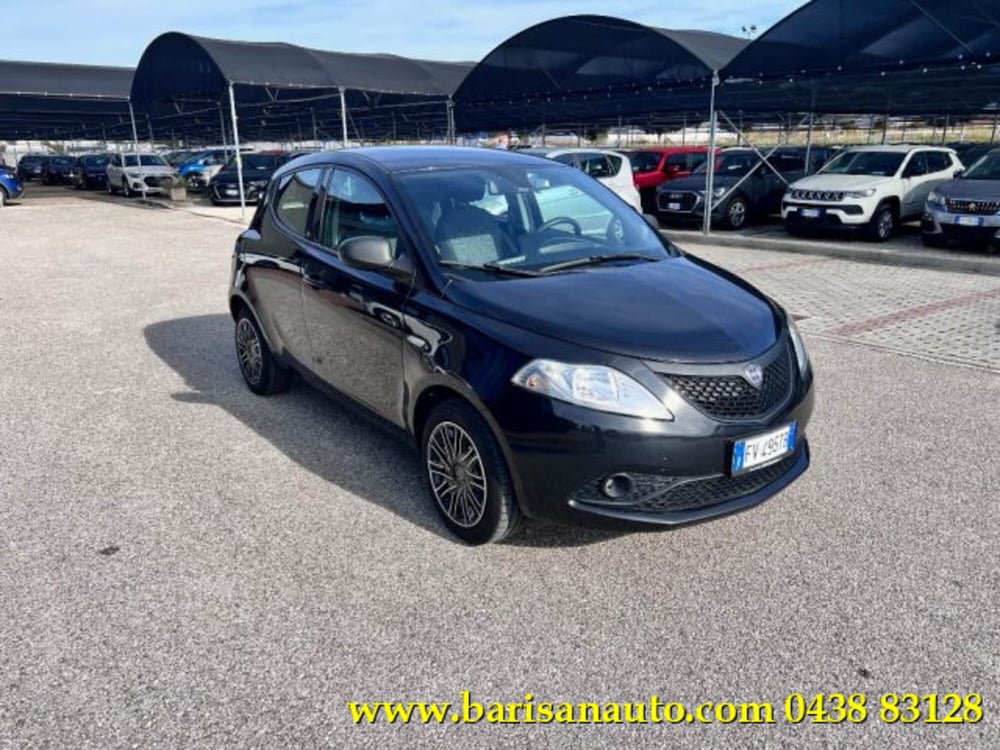 Lancia Ypsilon usata a Treviso (2)