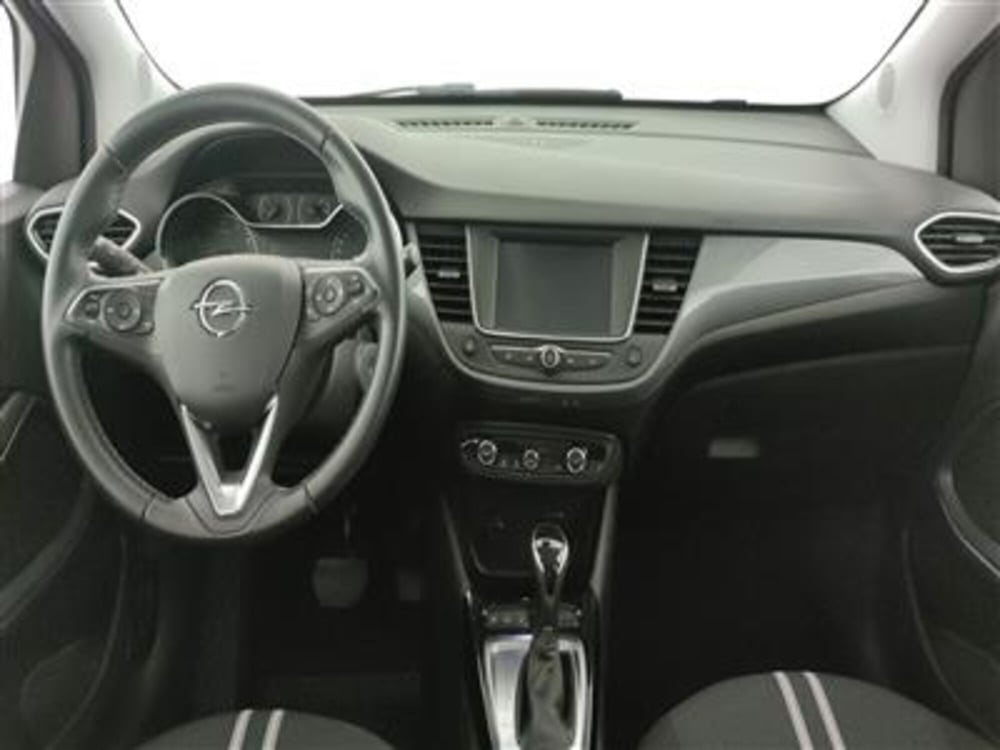 Opel Crossland usata a Bari (14)