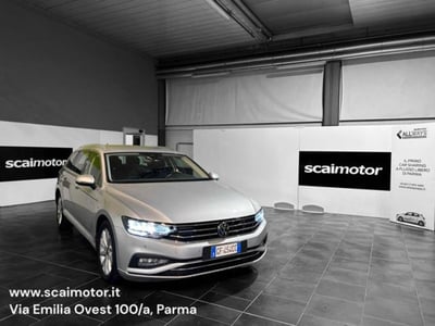 Volkswagen Passat Variant 2.0 TDI SCR 122 CV EVO DSG Business del 2021 usata a Parma