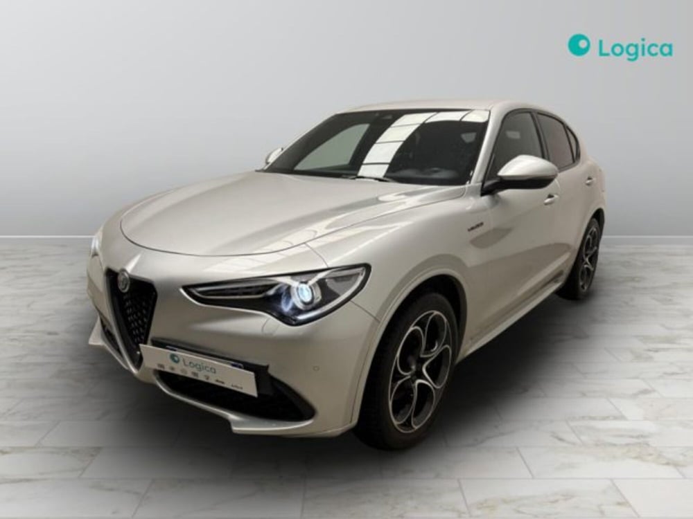 Alfa Romeo Stelvio usata a Biella (5)