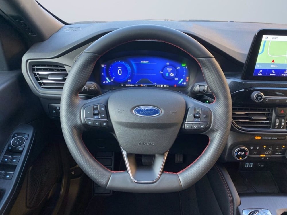 Ford Kuga usata a Milano (13)