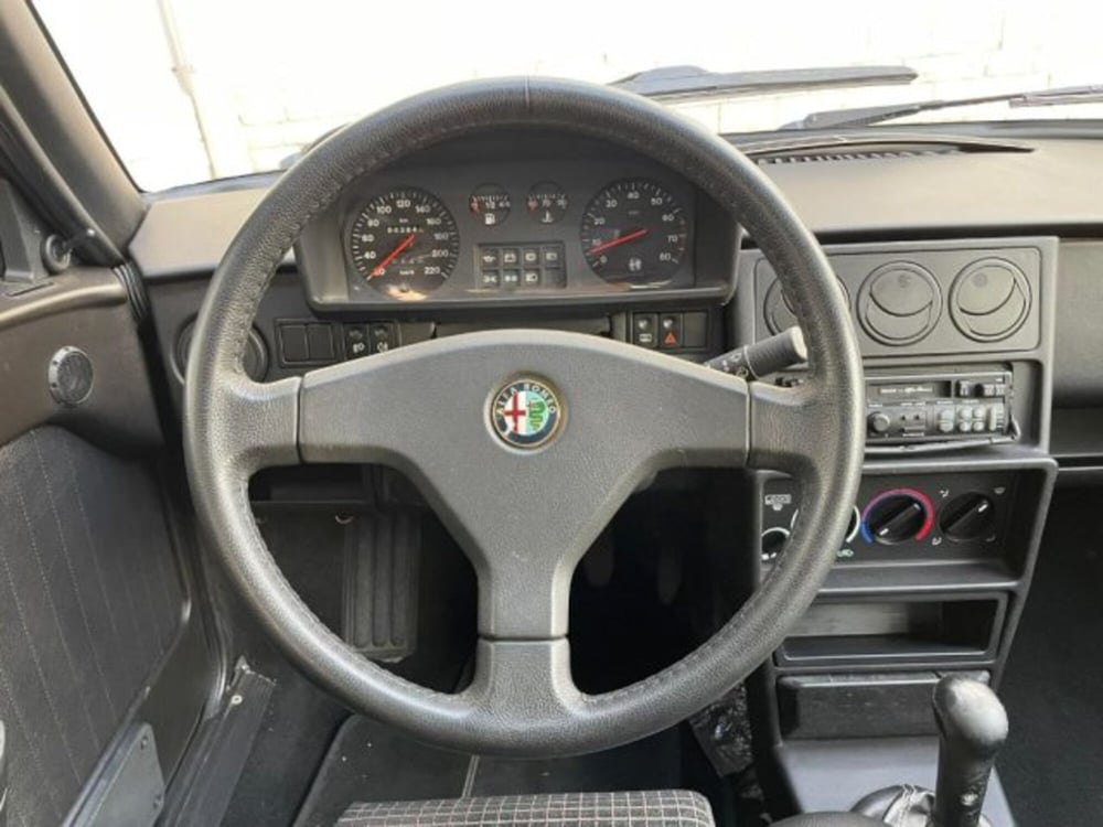 Alfa Romeo 33 usata a Perugia (11)