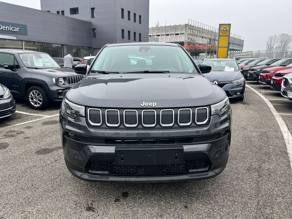 Jeep Compass nuova a Milano (2)